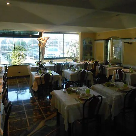 Hotel Valdaso 3*